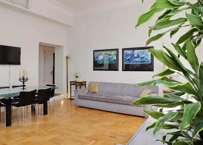 Treasurerome Quattro Fontane Deluxe * Rom